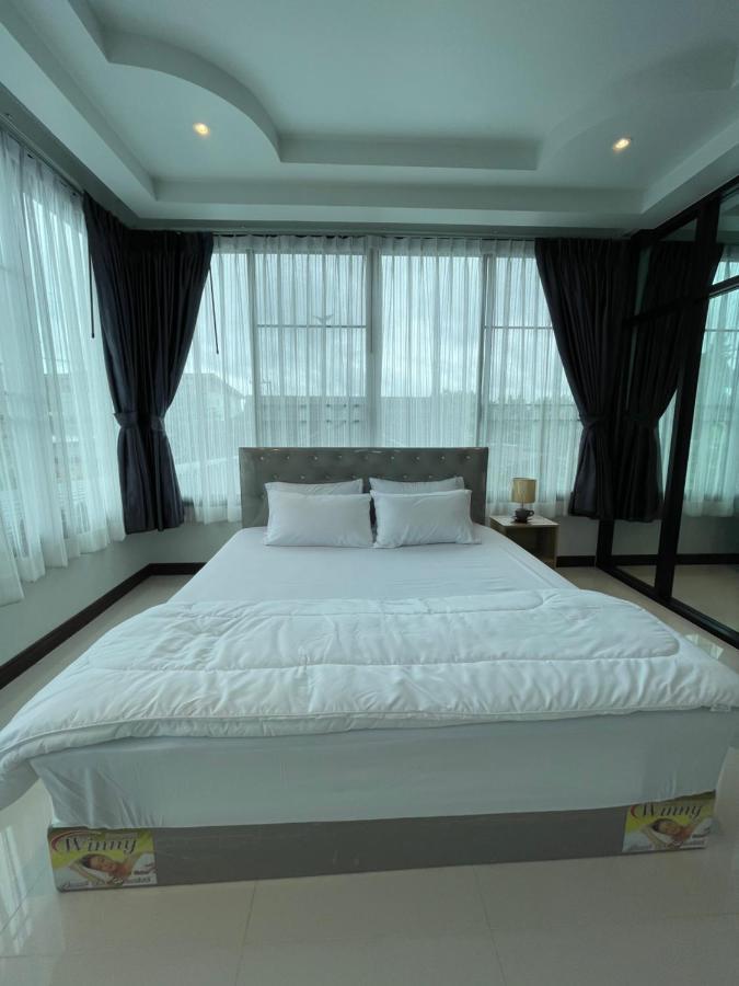 VIP Service Apartment 203: Central City Location Lampang Exterior photo