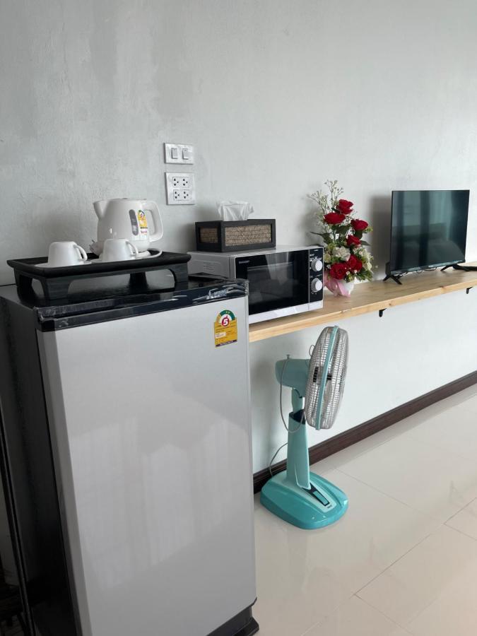 VIP Service Apartment 203: Central City Location Lampang Exterior photo